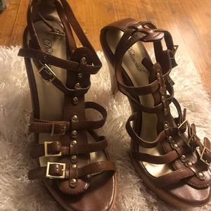 Tan strappy sandals